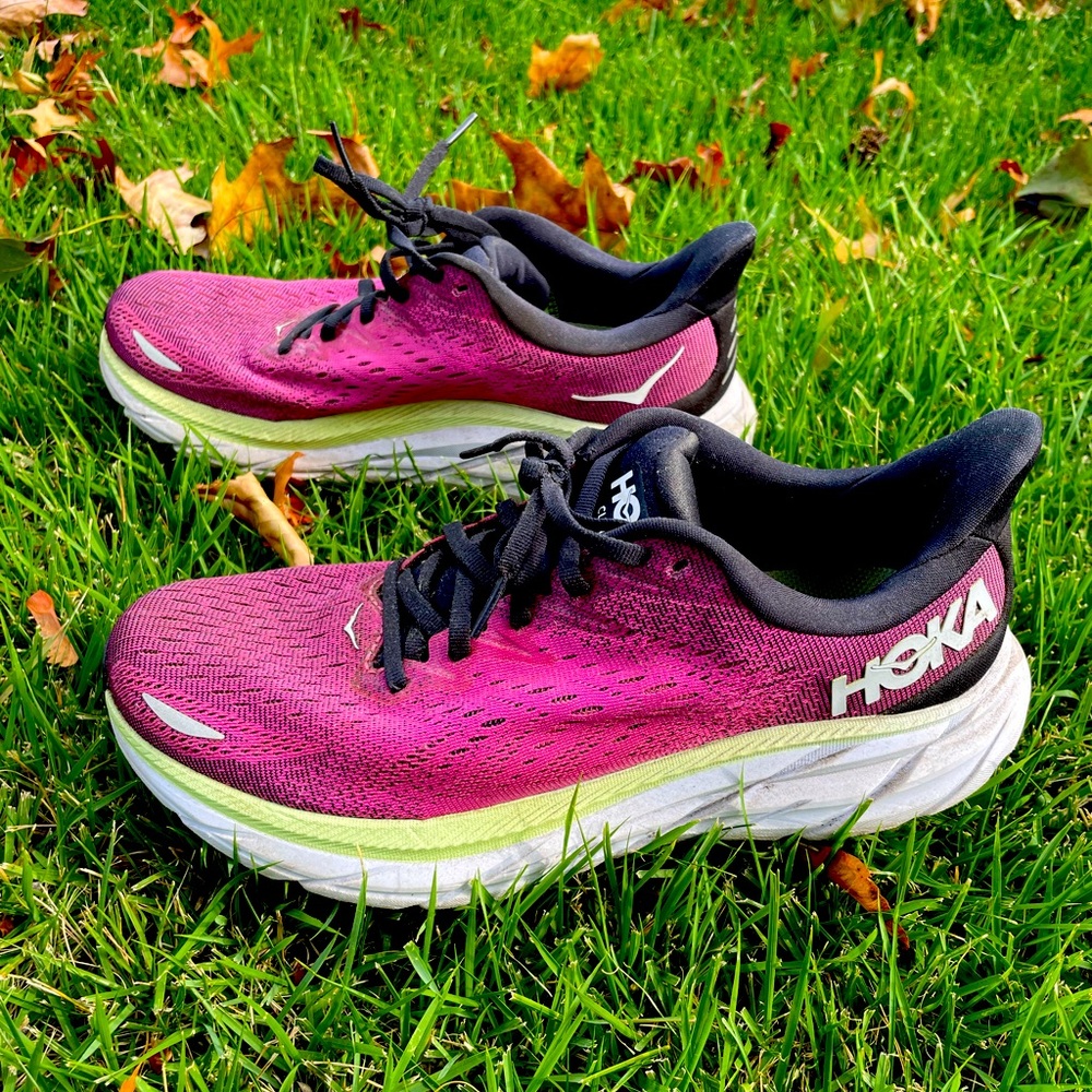 Hoka Clifton 8 women’s Size 9.5 WIDE SNEAKER RUNNING SHOES